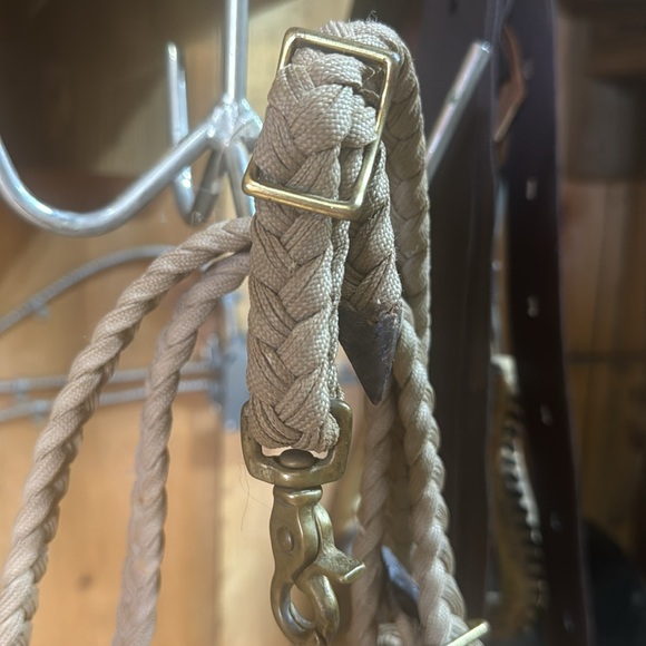 Tan Nylon Roping Rein - Picture 4 of 5